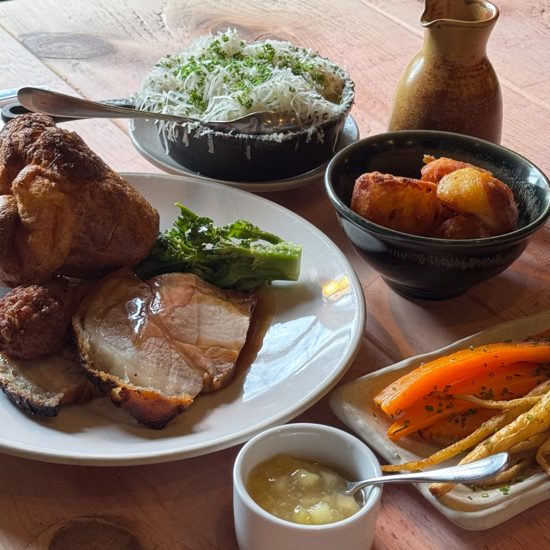 Sunday roast at Bearslake Inn