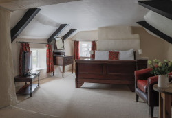 Pubs with Rooms