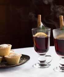 Mince pies and mulled wine