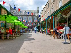 Pannier Market