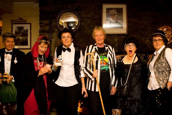 Murder mystery cast