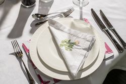Place setting