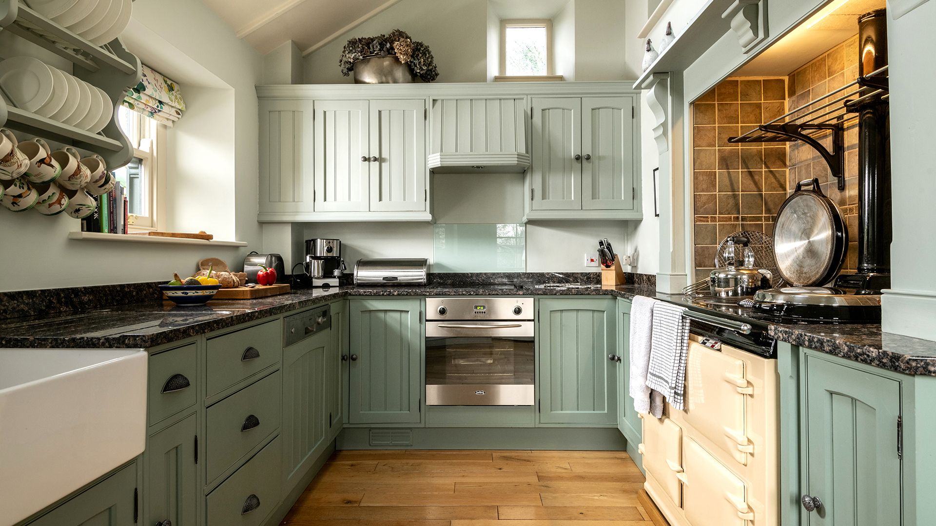 ring and thimble kitchen with aga and seperate oven