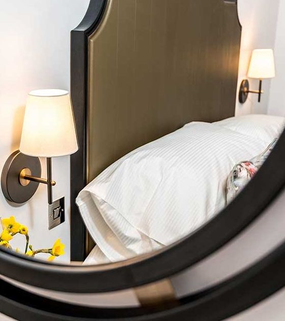 Deluxe-Double-Wall-Mirror-1024x630