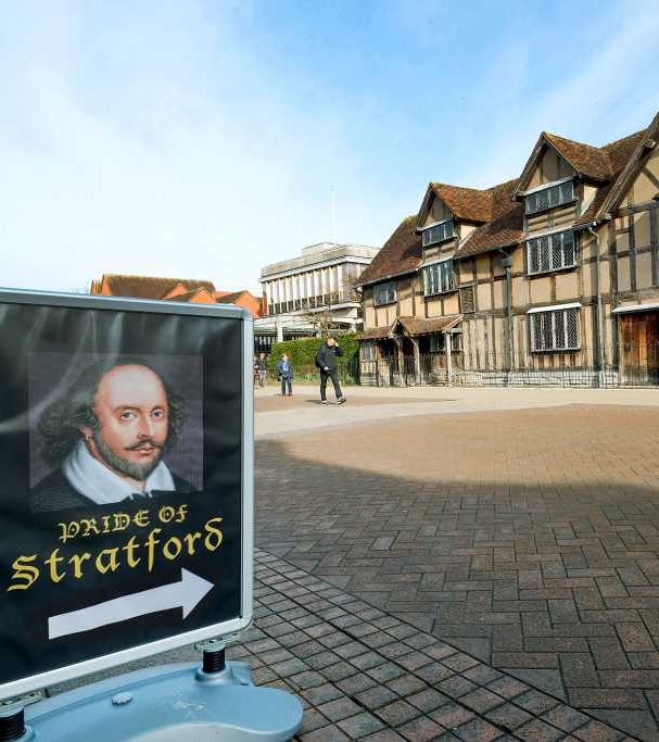 Shakespeares_Birthplace_Stratford