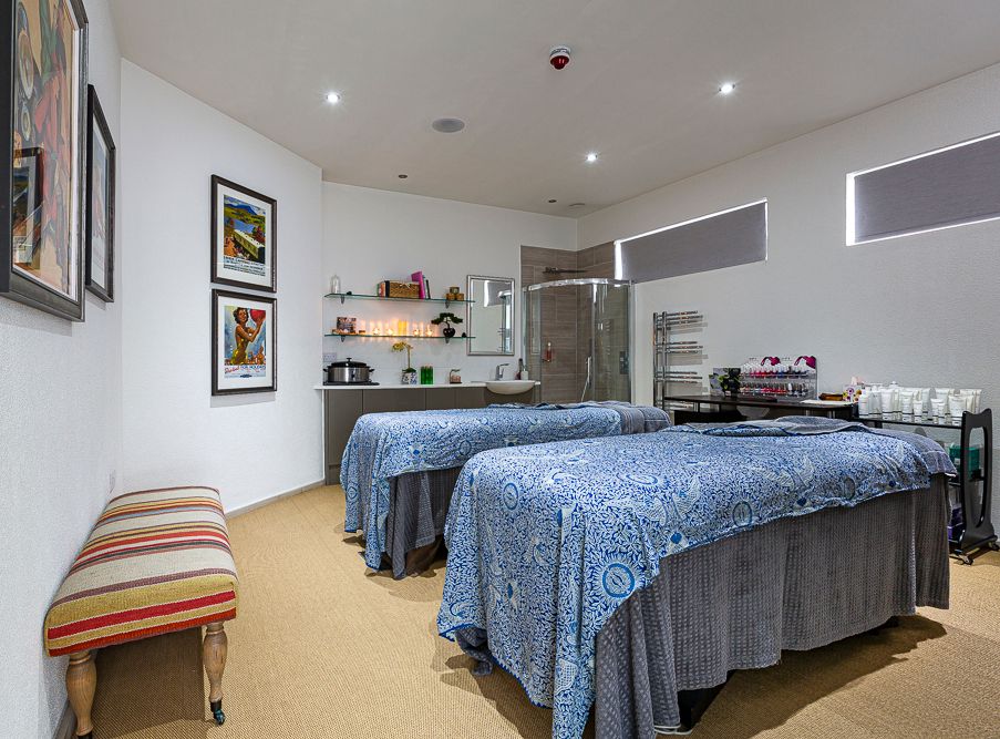 Double treatment room