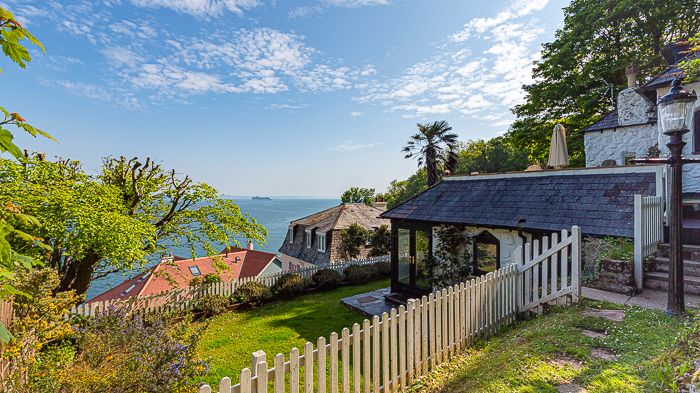 Smugglers Sea View Exterior