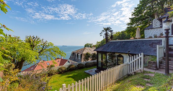 Smugglers Sea View Exterior