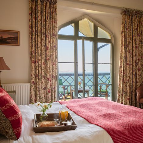 CaryArms_CoveCottage_MasterBedroom_205_HDR