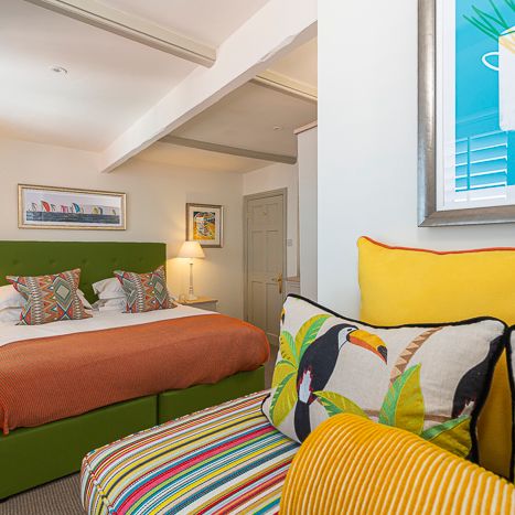 Foxes WalkWeb Sized-32[1]