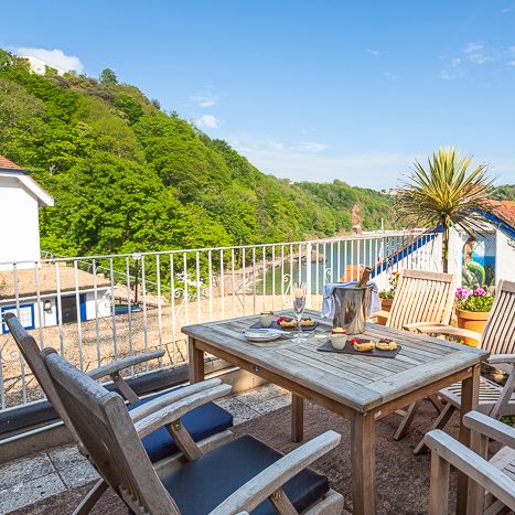 Beach Cottage Outside Seating