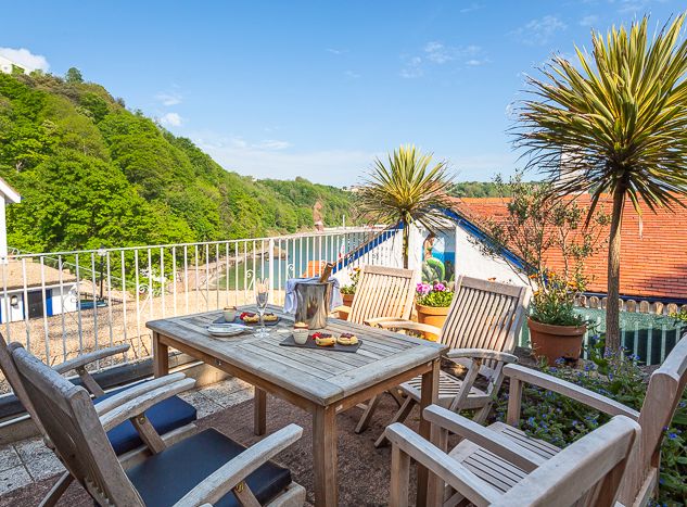 Beach Cottage Outside Seating