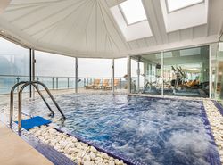 Spa pool