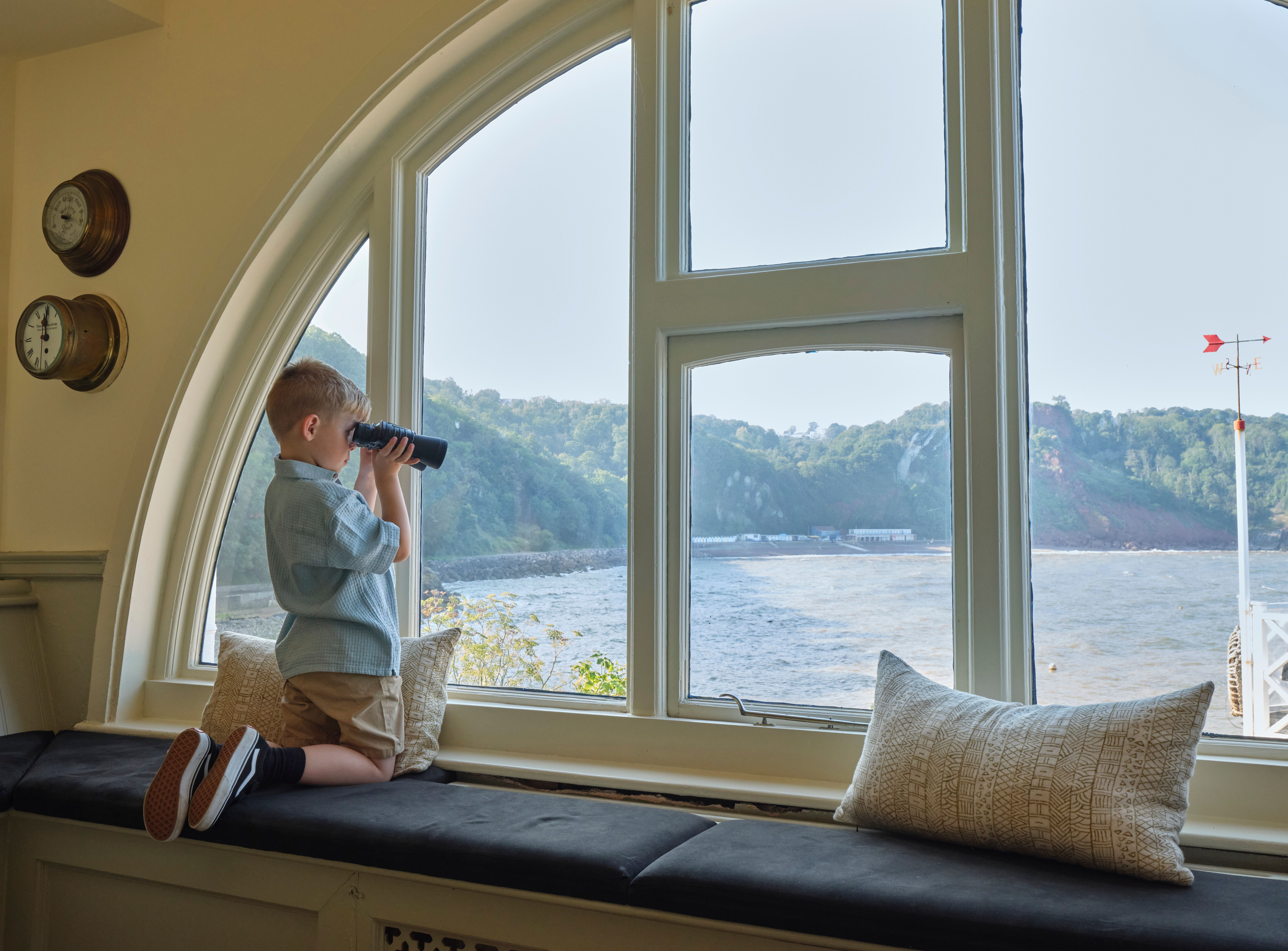 CaryArms_HotelInterior_ResidentsLoungeNook_589