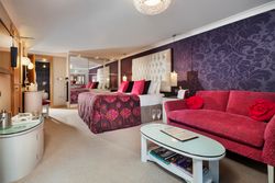 Coach House Bed