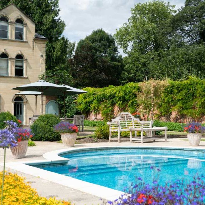 pool