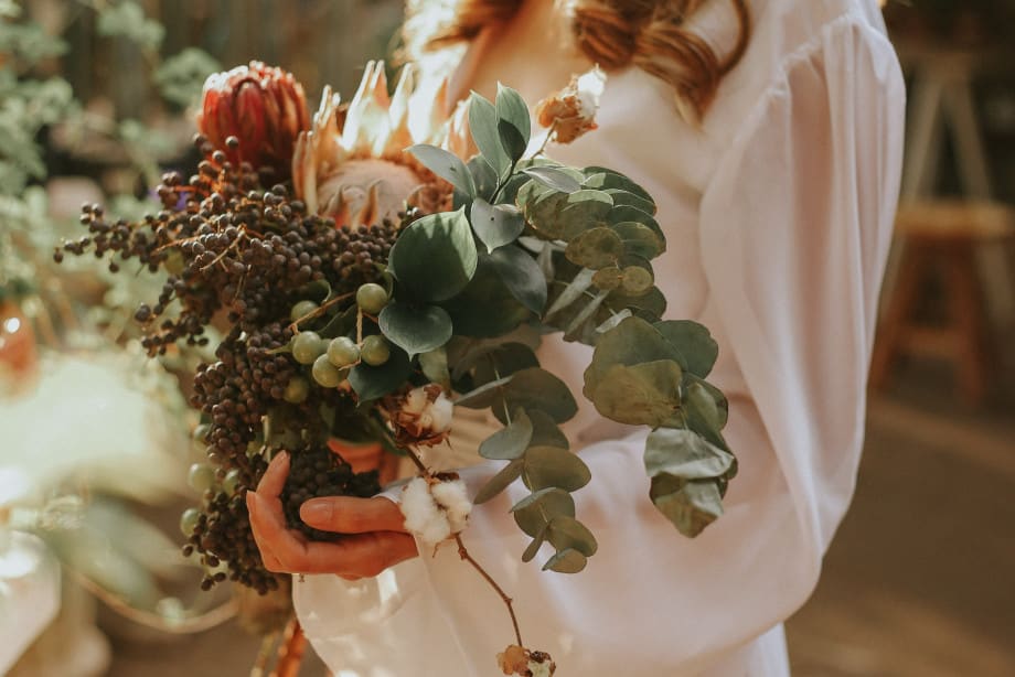 Beautiful Wedding Flowers & Bride