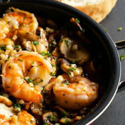 durenne-loris-aEHCeaGSgKA-unsplash