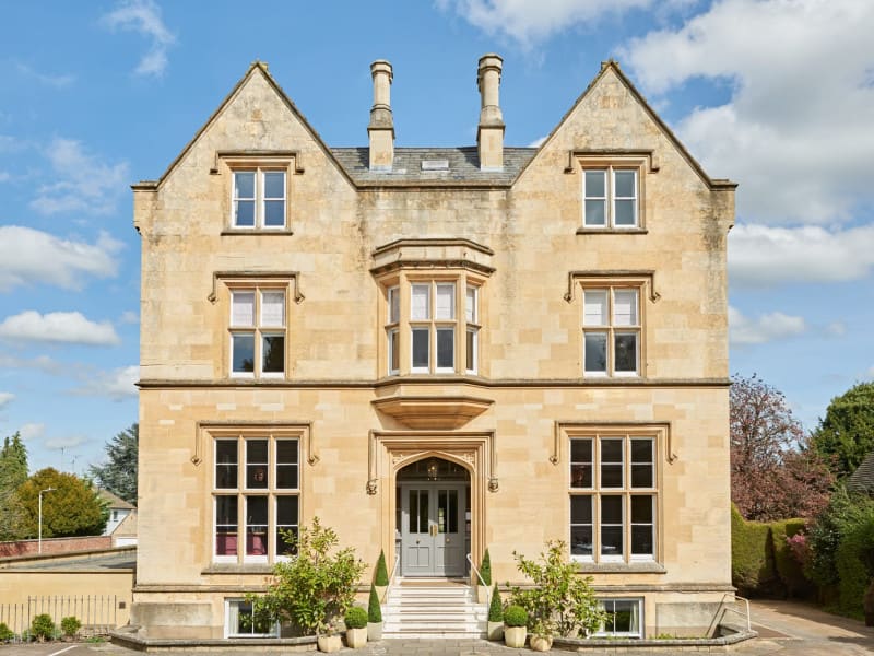 Cotswold Grange Hotel full exterior