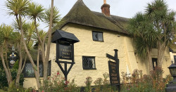 Thatched Tavernedit