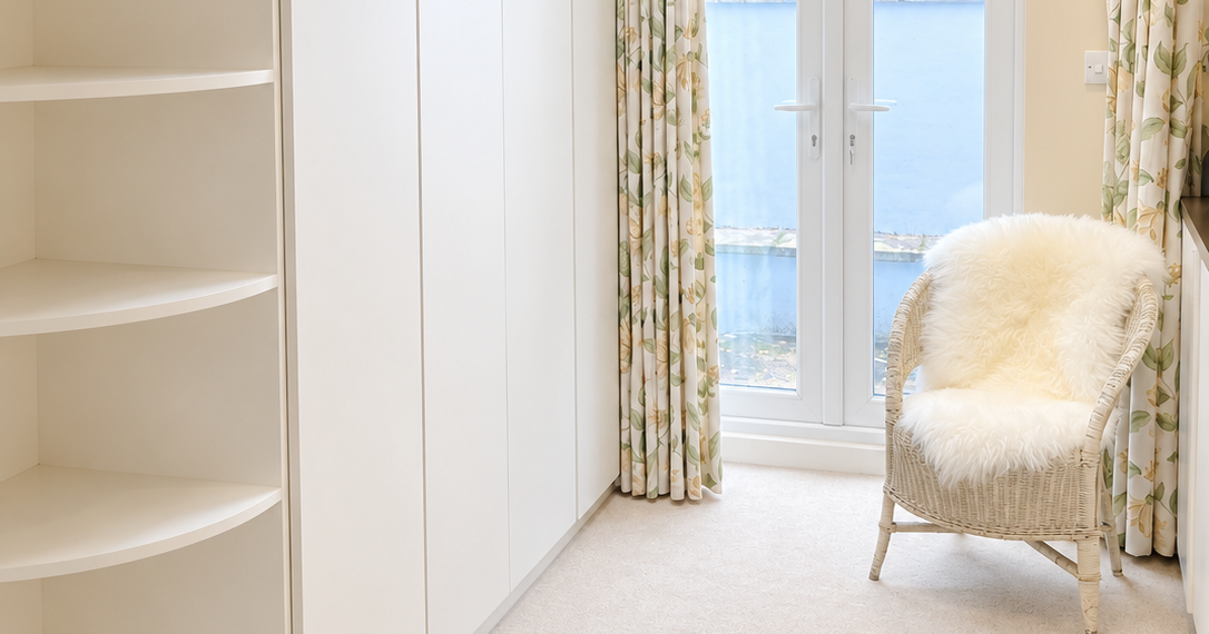 Scandinavian Wardrobe Retreat