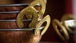 Metal dishes