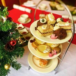 Afternoon Tea Santa