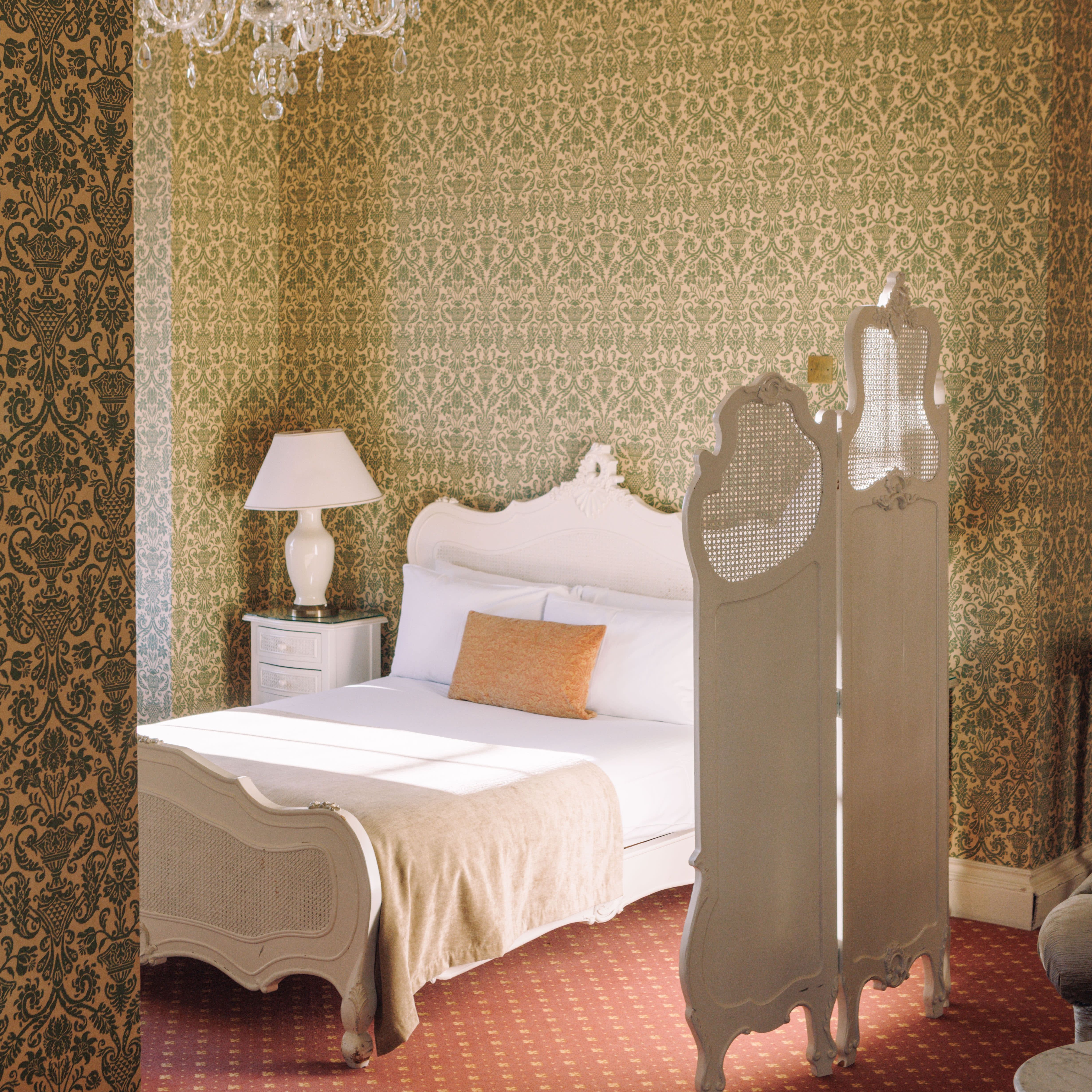 Room 1_Donnington Grove