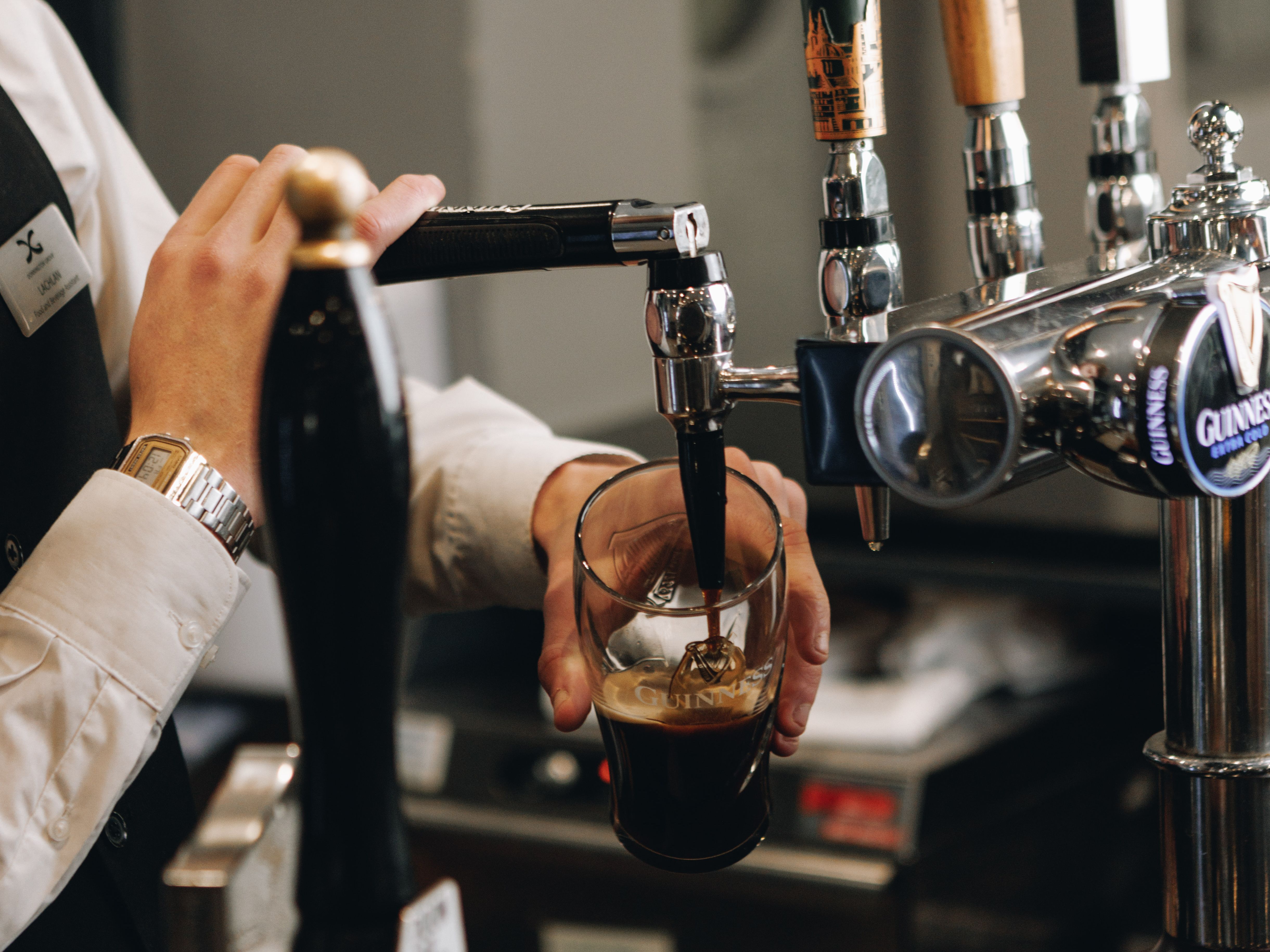 Pouring a pint close up