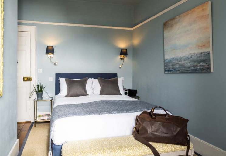 Fossil Standard Room