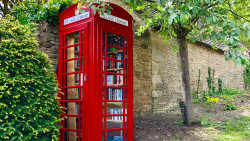 Shilton village library phone box