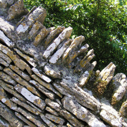 Cotswold stone wall