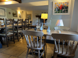 Inside The Swan Southrop