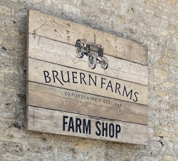 Bruern farm sign