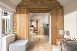 Garden room to kitchen view