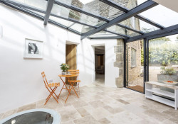 Culls Cottage Atrium