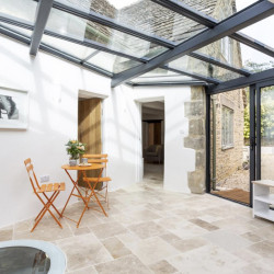 Culls Cottage Atrium