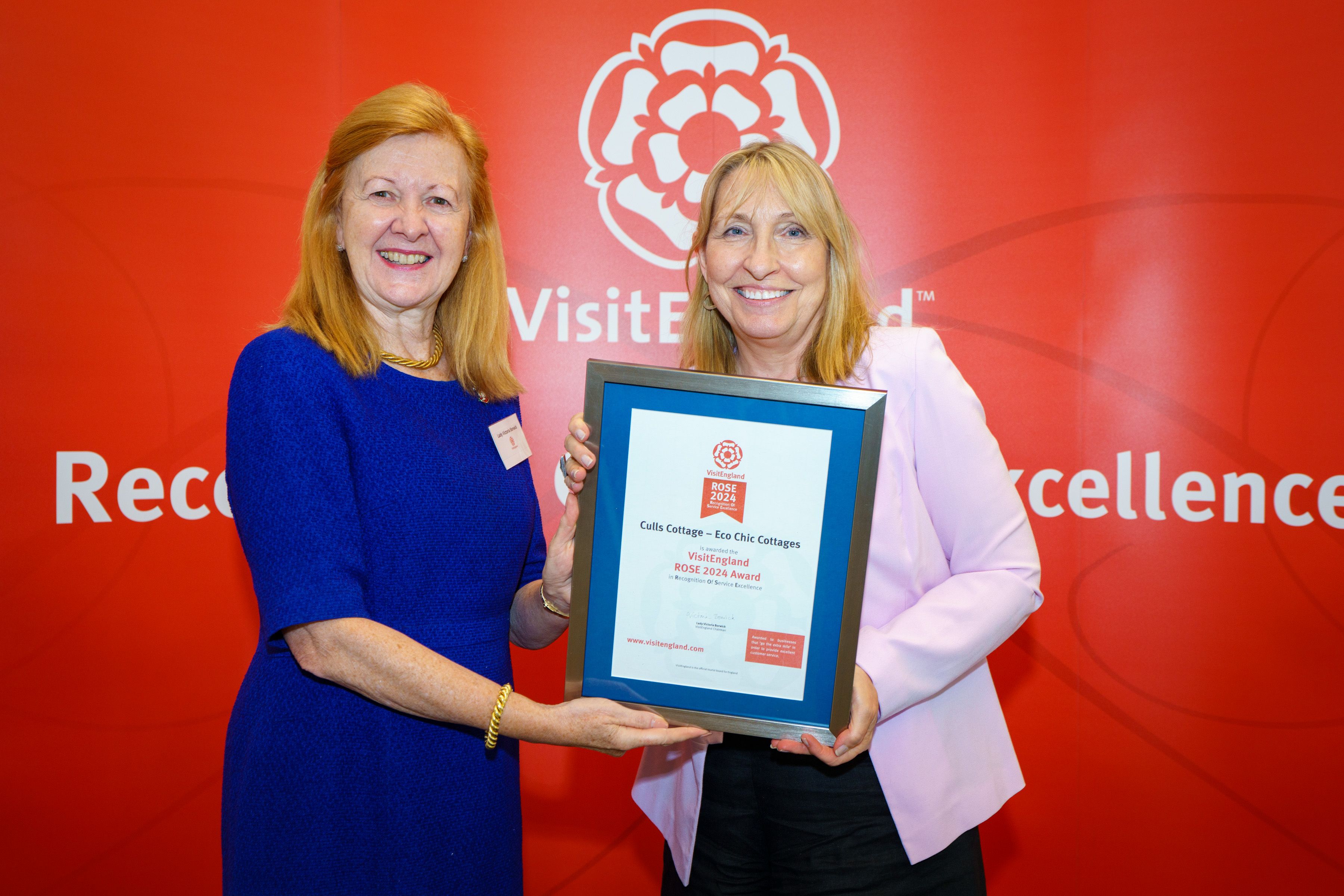 AA Rose Awards Culls Cottage – Eco Chic Cottages in Southrop, Gloucestershire