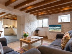 Ducks Quarry - living area