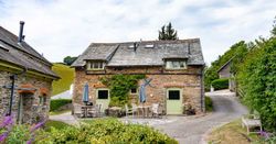 exterior photo of the sucks quarry cottage