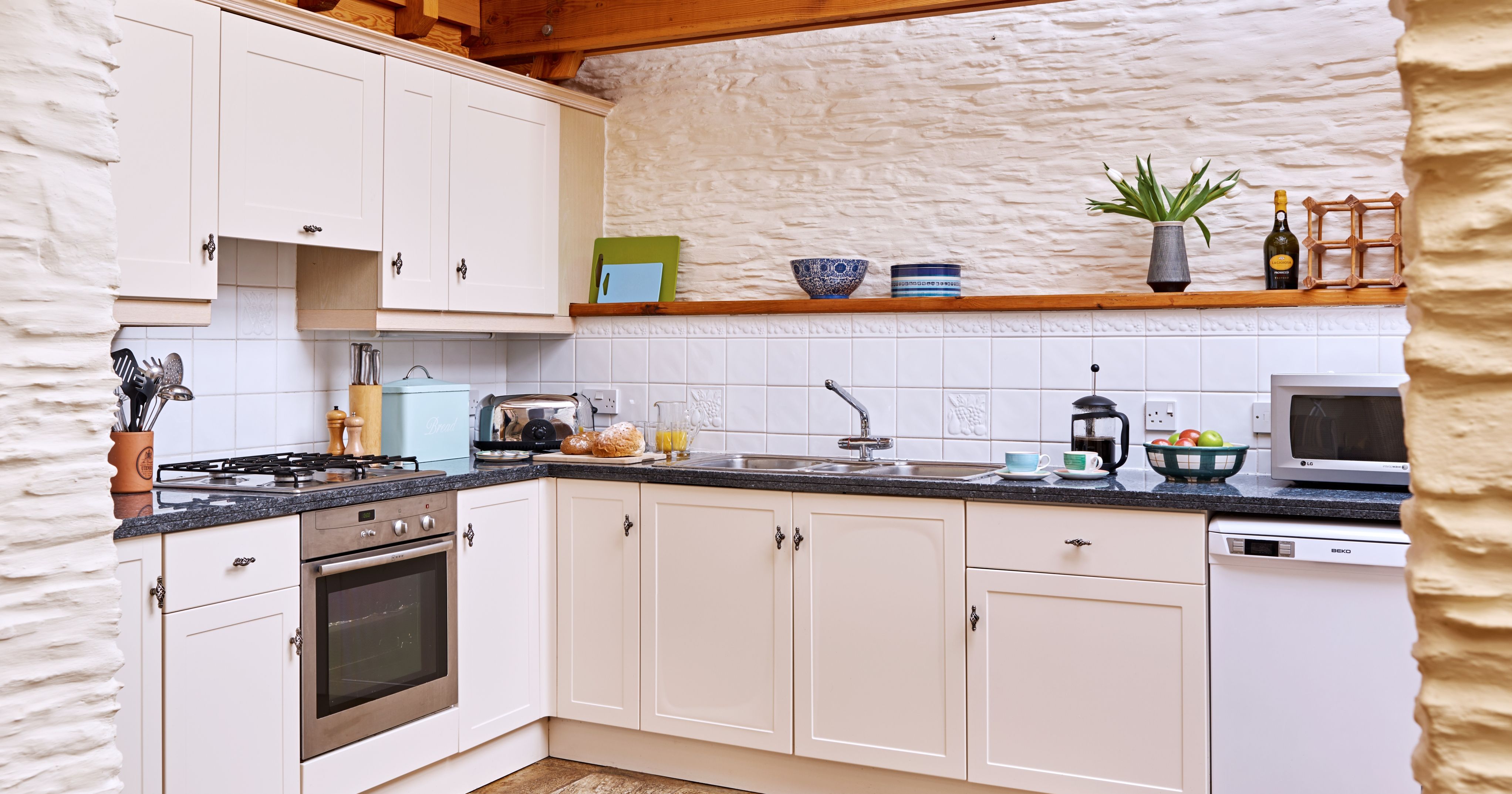 Linhay kitchen