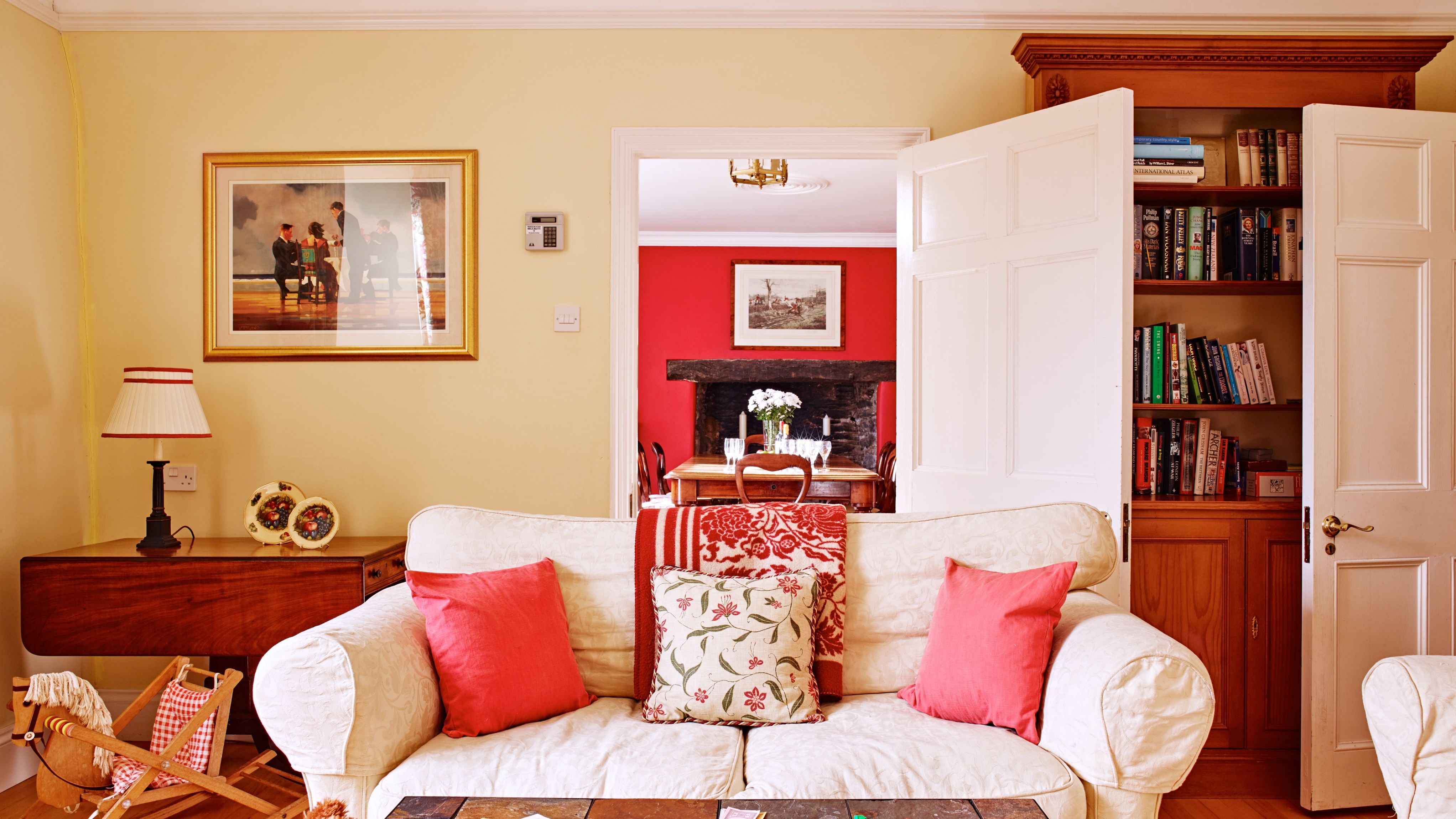 Snug with Comfortable Settee