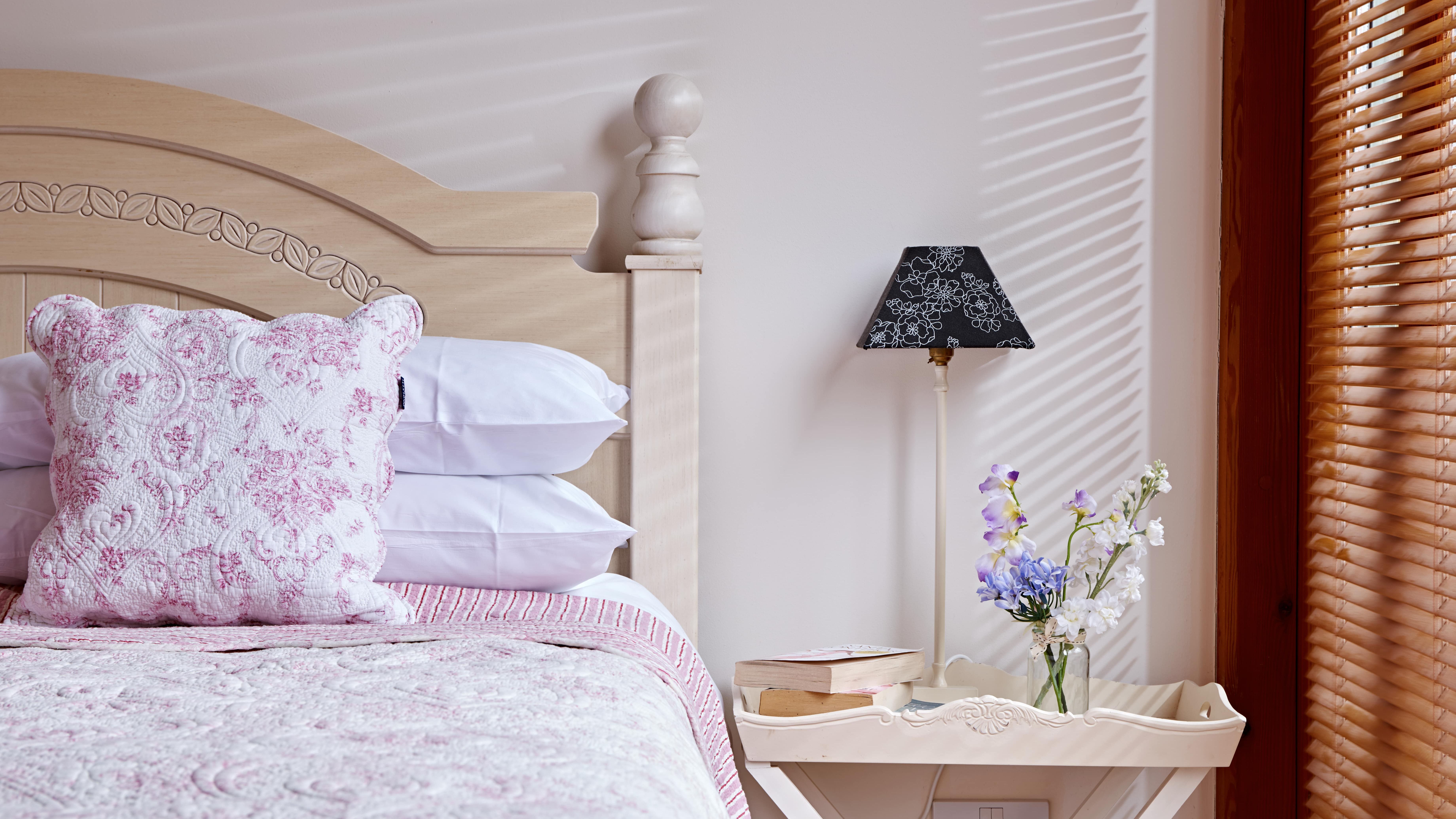 orchard queen room-min