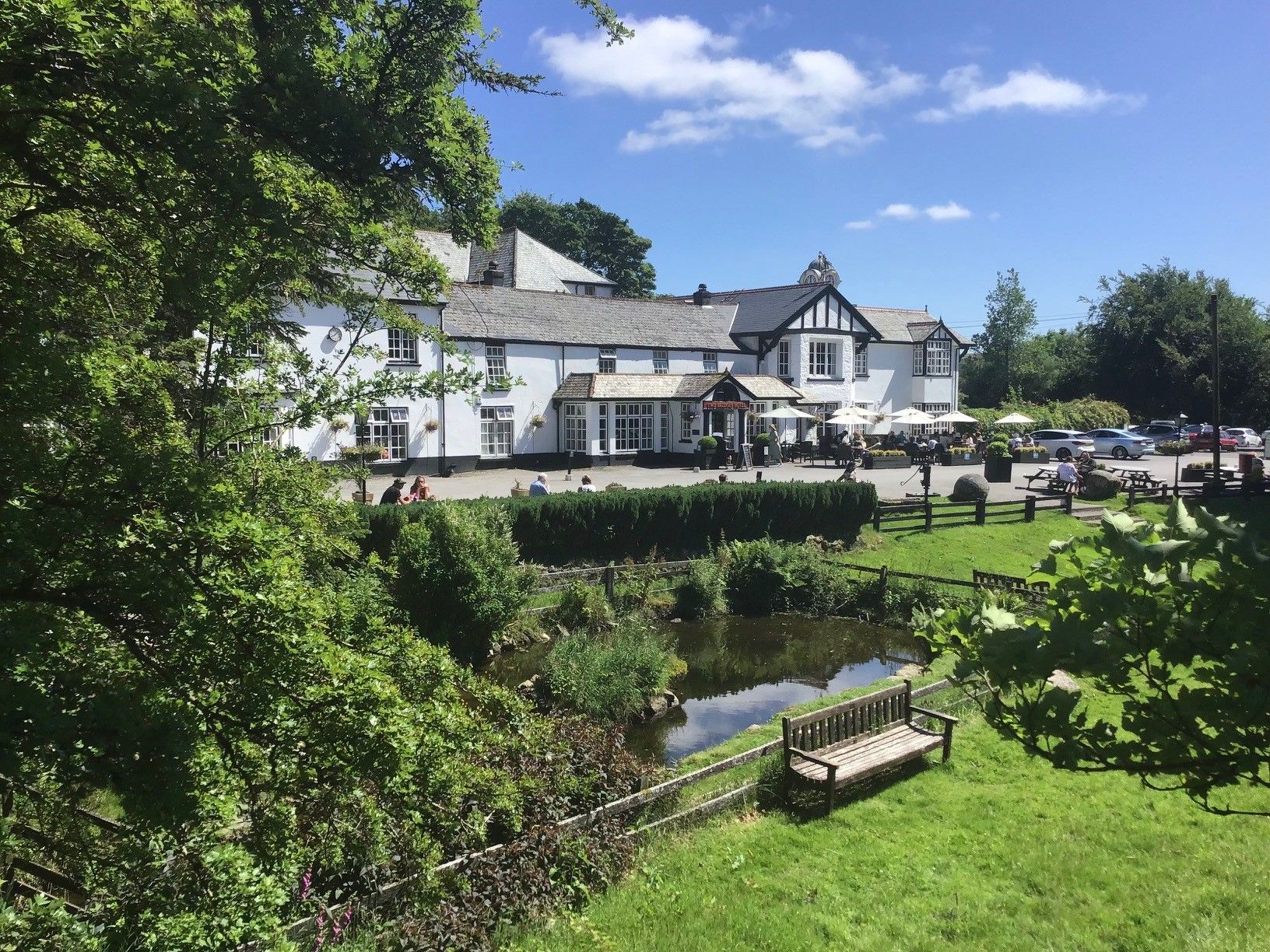 Two Bridges Hotel Summer