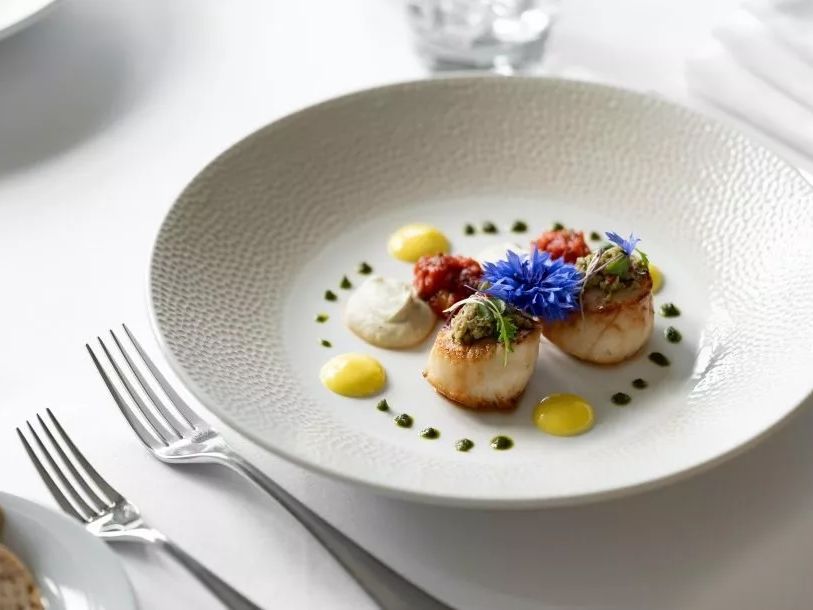 Mill End Hotel starter of scallops