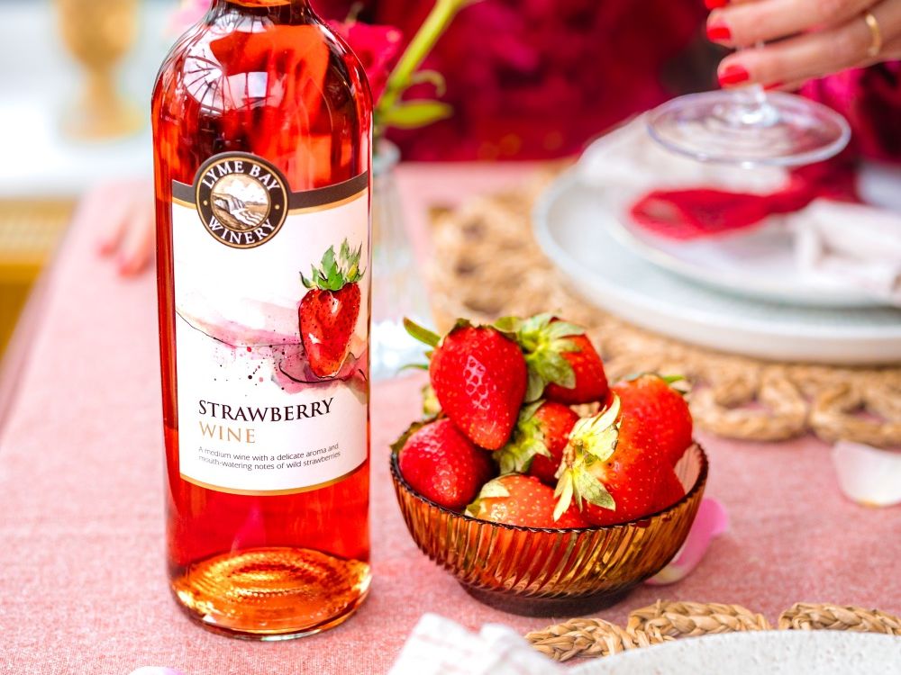 Lyme Bay Winery Strawberry Wine, lifestyle d - Nick Hook Photography.j-2