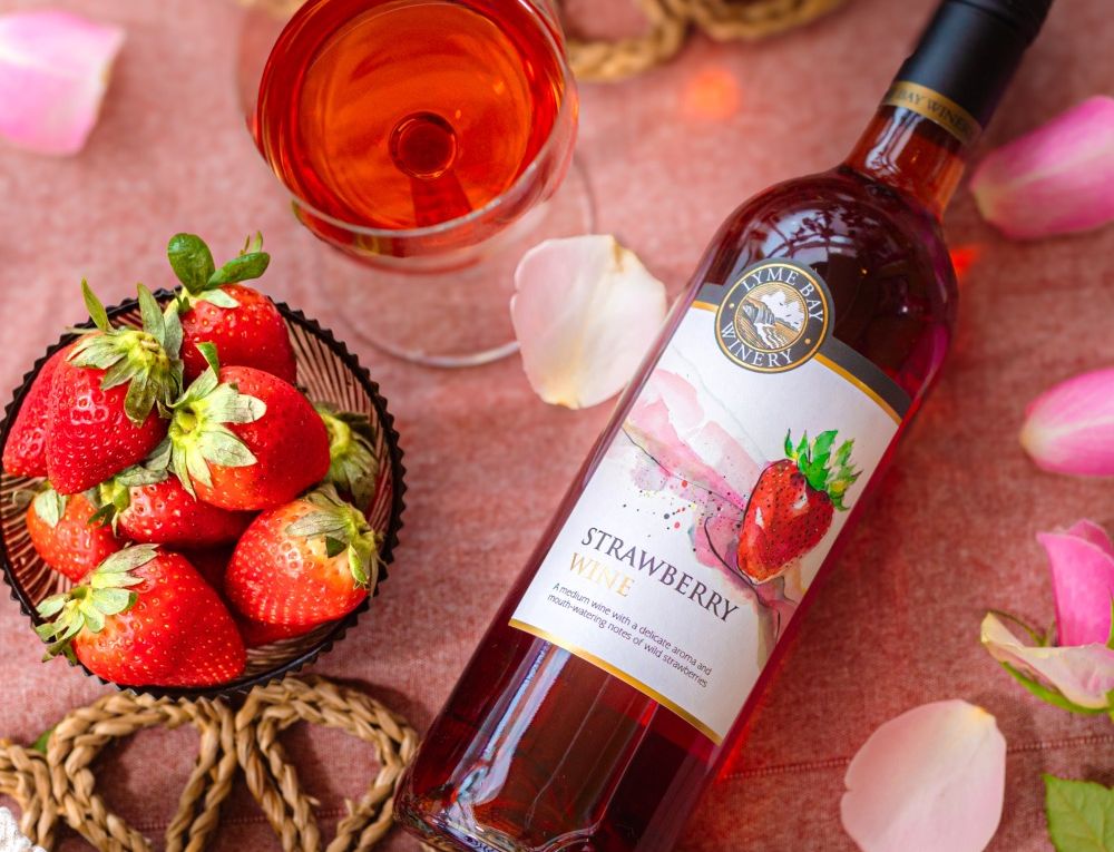 Lyme Bay Strawberry Wine