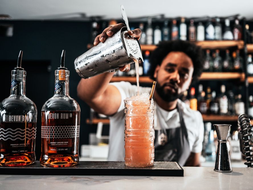 Devon Rum Cocktail making