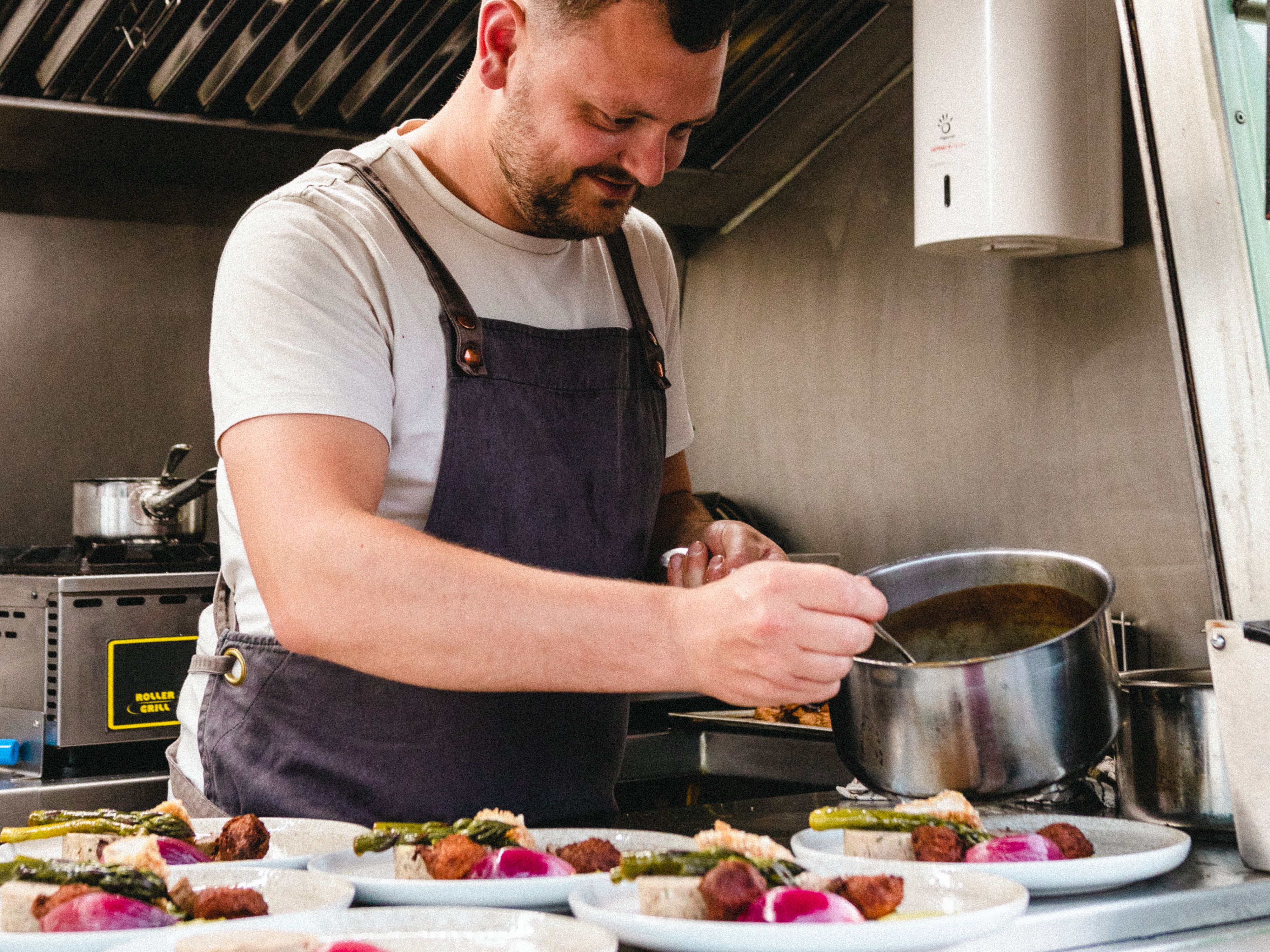 Max and Mike's Street Food (Max)