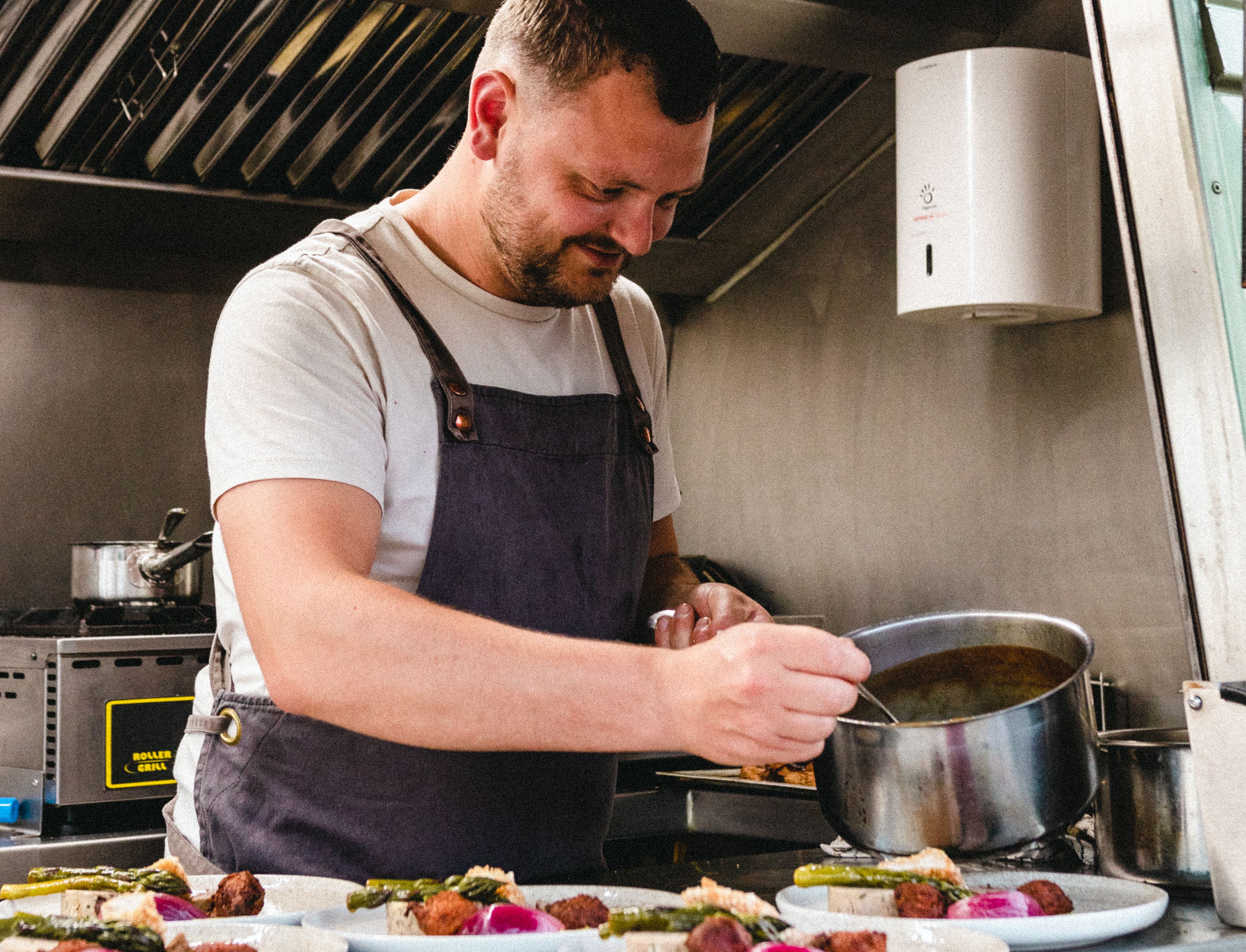 Max and Mike's Street Food (Max)